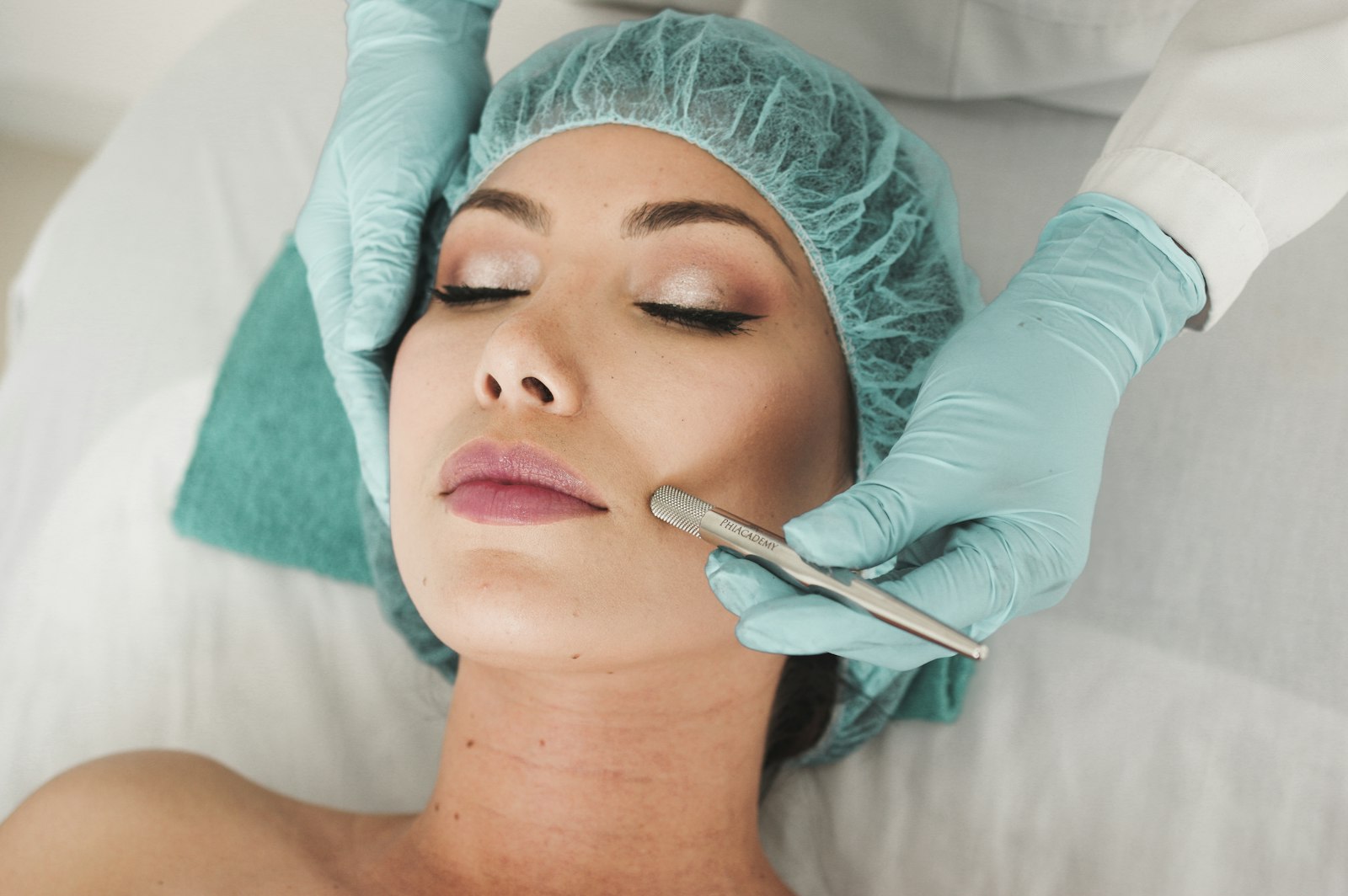 Pla estratègic i de negoci per a una marca personal de referència en estètica facial