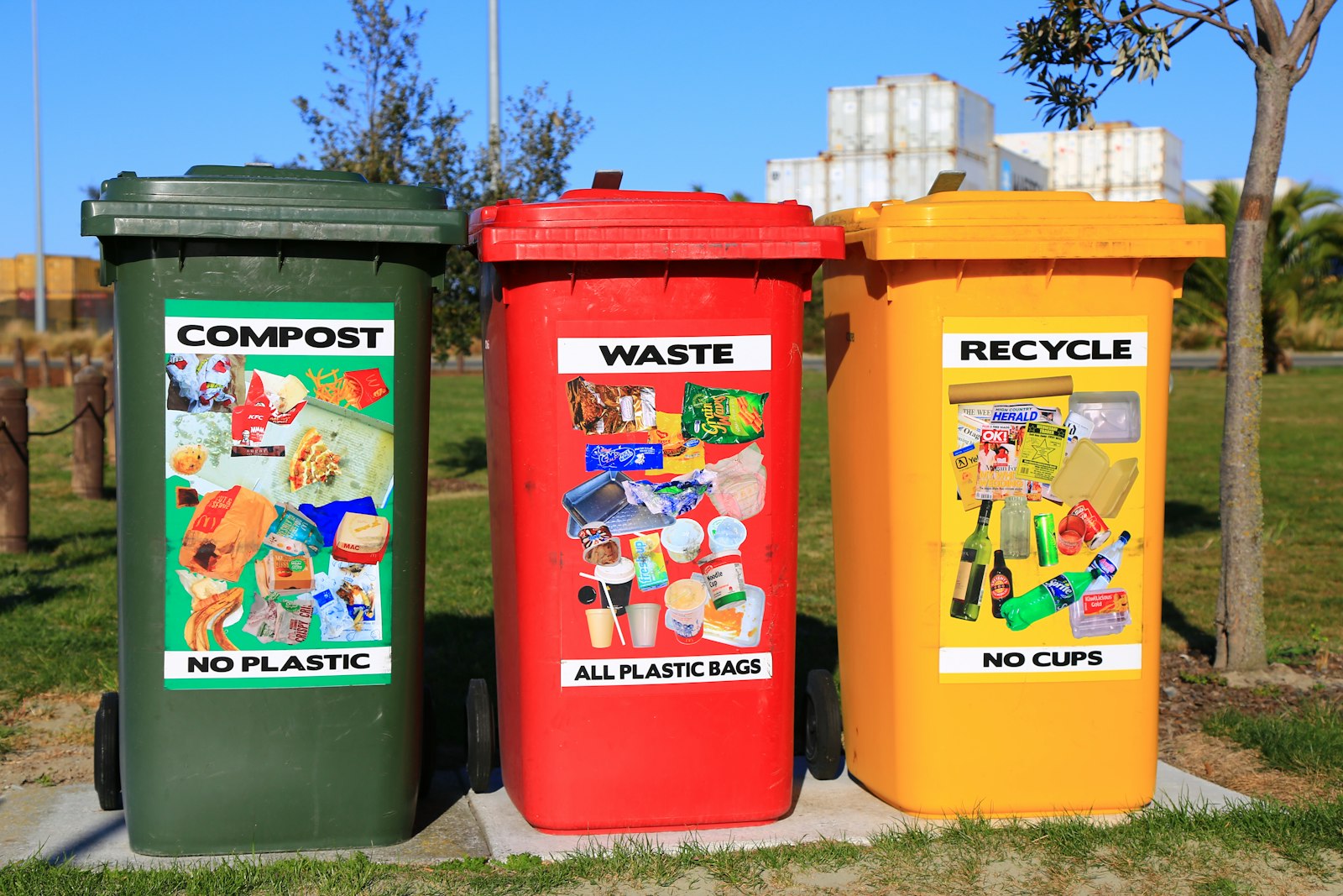 Contenidors de reciclatge de residus